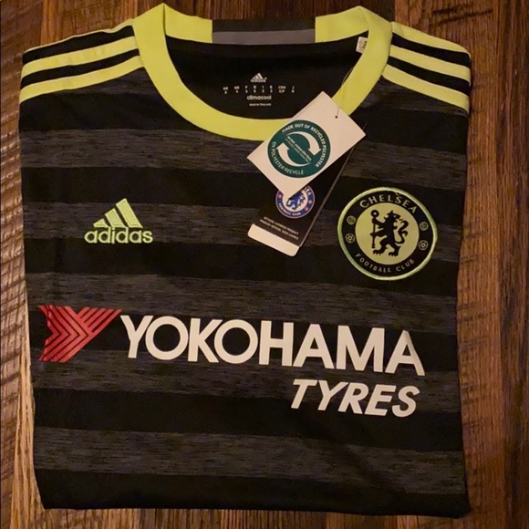 2016 Chelsea Away Jersey - Picture 1 of 9